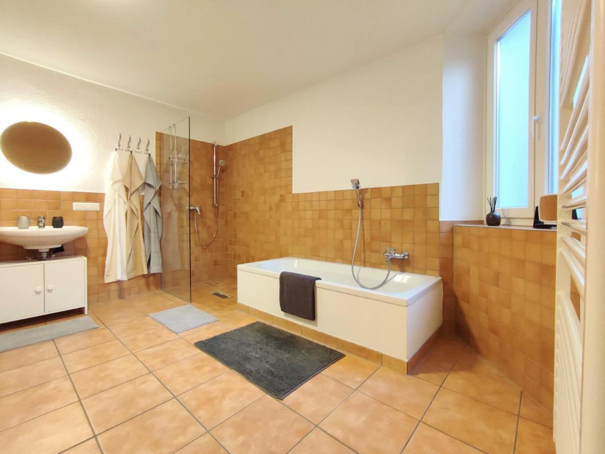 Haus Mediterran - Gemuetliches Ferienhaus 130 M² Fuer Max. 7 Personen Mit Balkon Und Garten Am Bodensee Radolfzell am Bodensee Zewnętrze zdjęcie